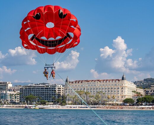 Sports et activités nautiques sur la croisette à Cannes